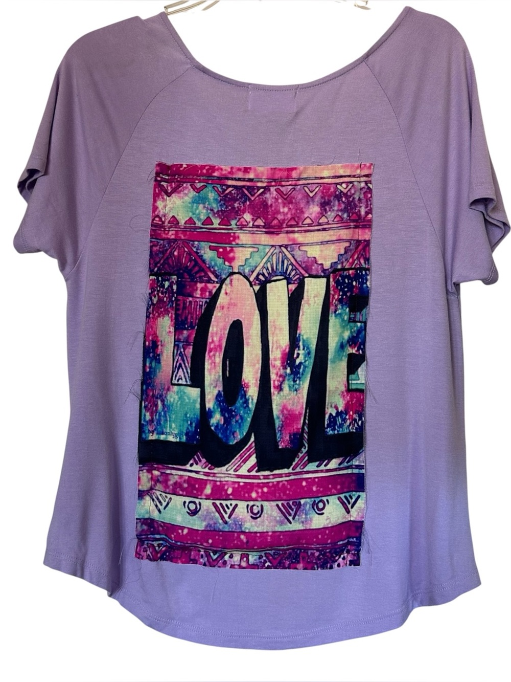 The Nu Vintage Women’s Purple LOVE Graphic Twist Front T-shirt NEW